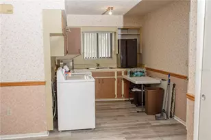 5644 Antoinette St, Sarasota, FL 34232 - Photo 16