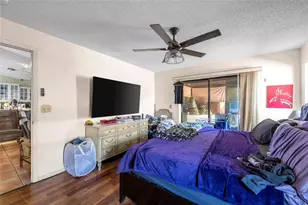 2439 Feiffer Cir, Sarasota, FL 34235 - Photo 8