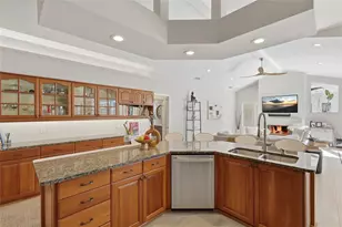 7321 Links Ct, Sarasota, FL 34243 - Photo 12