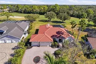 7321 Links Ct, Sarasota, FL 34243 - Photo 2