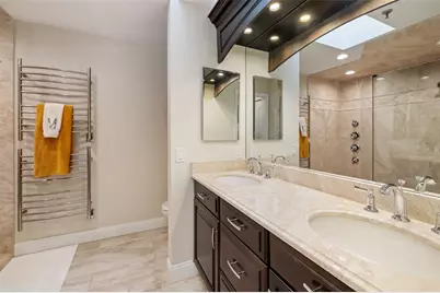 2195 Harbourside Drive #404, Longboat Key, FL 34228 - Photo 32