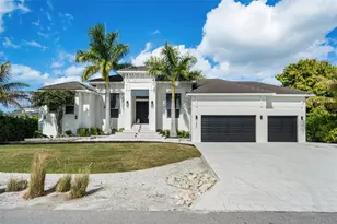 1643 Stanford Ln, Sarasota, FL 34231 - Photo 2