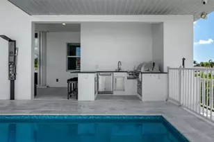 1643 Stanford Ln, Sarasota, FL 34231 - Photo 34