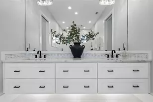 1643 Stanford Ln, Sarasota, FL 34231 - Photo 46