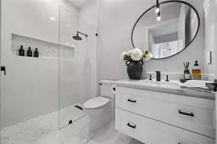 1643 Stanford Ln, Sarasota, FL 34231 - Photo 46