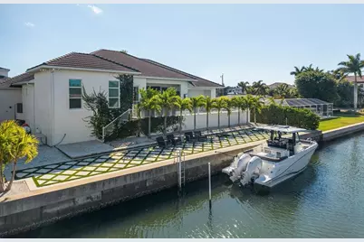 1643 Stanford Lane, Sarasota, FL 34231 - Photo 68