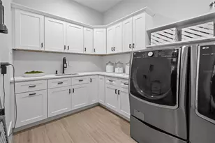 1643 Stanford Ln, Sarasota, FL 34231 - Photo 62