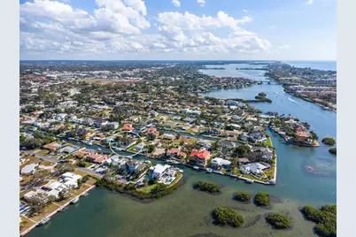 1643 Stanford Lane, Sarasota, FL 34231 - Photo 2