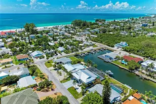 504 Bayview Dr, Holmes Beach, FL 34217 - Photo 8