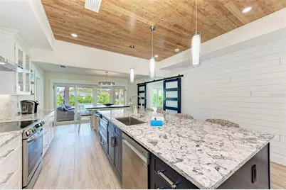 504 Bayview Drive, Holmes Beach, FL 34217 - Photo 22