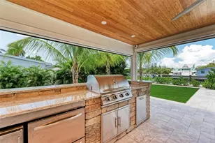 504 Bayview Dr, Holmes Beach, FL 34217 - Photo 52