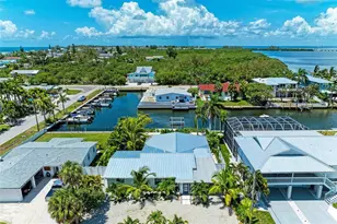 504 Bayview Dr, Holmes Beach, FL 34217 - Photo 12