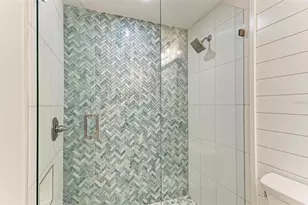 504 Bayview Dr, Holmes Beach, FL 34217 - Photo 44