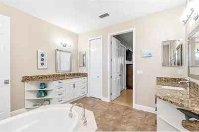 7020 Scrub Jay Drive, Sarasota, FL 34241 - Photo 34