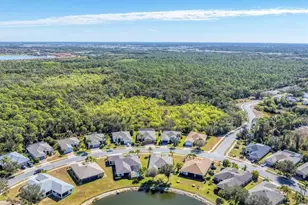 5425 Layton Dr, Venice, FL 34293 - Photo 4