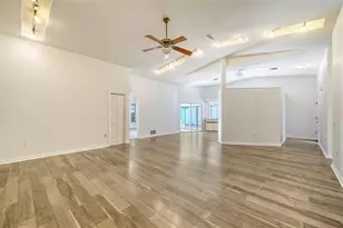 3957 Proctor Rd, Sarasota, FL 34233 - Photo 8