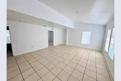 1427 45th Avenue Circle W, Bradenton, FL 34207 - Photo 8