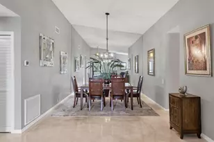 7608 Fairway Woods Dr, Sarasota, FL 34238 - Photo 12