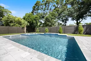 2045 Goldenrod St, Sarasota, FL 34239 - Photo 46
