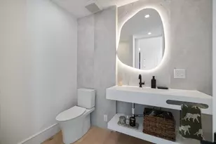 2045 Goldenrod St, Sarasota, FL 34239 - Photo 40