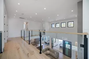 2045 Goldenrod St, Sarasota, FL 34239 - Photo 26