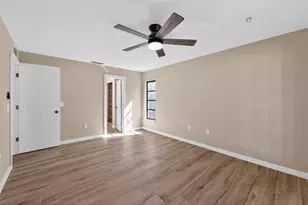 4072 King Richard Dr, Sarasota, FL 34232 - Photo 32