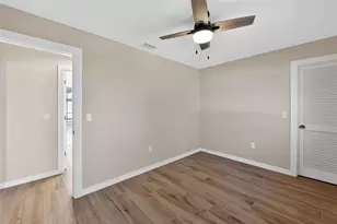 4072 King Richard Dr, Sarasota, FL 34232 - Photo 8