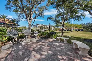 5430 Eagles Point Cir, Sarasota, FL 34231 - Photo 32