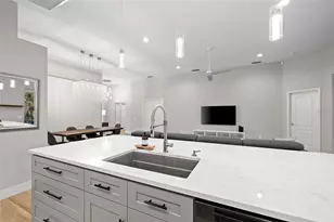 8322 Whispering Woods Ct, Bradenton, FL 34202 - Photo 12