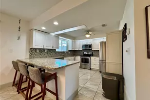 4001 Beneva Rd, Sarasota, FL 34233 - Photo 10