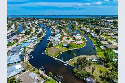 5011 Mangrove Point Road, Bradenton, FL 34210 - Photo 44