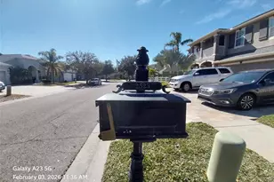 2523 Yukon Cliff Dr, Ruskin, FL 33570 - Photo 4