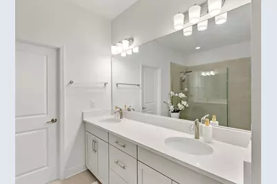 3529 Secluded Court, Sarasota, FL 34240 - Photo 6