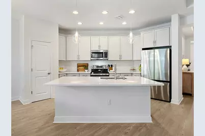 3529 Secluded Court, Sarasota, FL 34240 - Photo 4