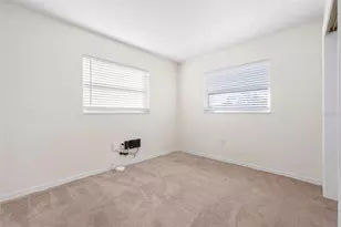 2806 Oxford Dr W, Bradenton, FL 34205 - Photo 22