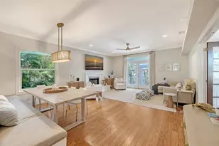 421 Island Cir, Sarasota, FL 34242 - Photo 6