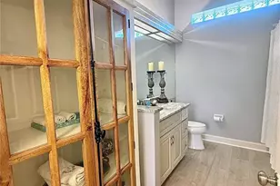 405 Wellington Ct, Venice, FL 34292 - Photo 22