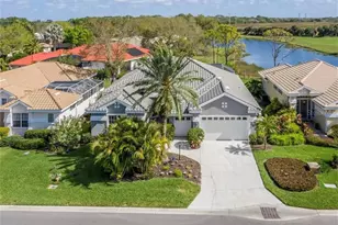 405 Wellington Ct, Venice, FL 34292 - Photo 2