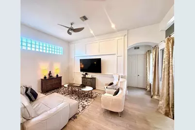 405 Wellington Court, Venice, FL 34292 - Photo 18