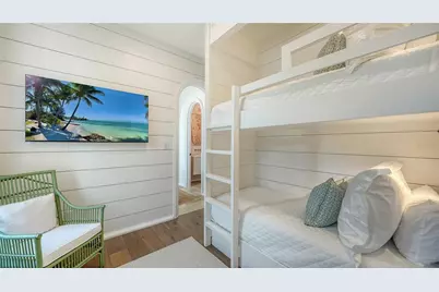 70 Lighthouse Point Drive, Longboat Key, FL 34228 - Photo 46