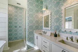 70 Lighthouse Point Dr, Longboat Key, FL 34228 - Photo 70