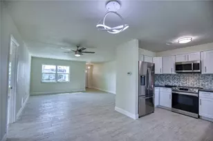 66 Oakland Hills Ct, Rotonda West, FL 33947 - Photo 12