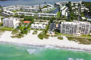 605 Sutton Pl, Longboat Key, FL 34228 - Photo 30