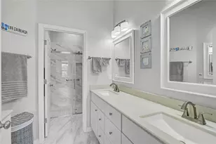 479 Catalina Isles Cir, Venice, FL 34292 - Photo 20