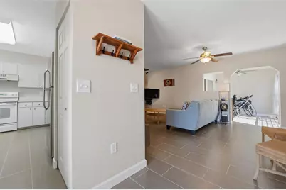 304 108th Street W #110, Bradenton, FL 34209 - Photo 6