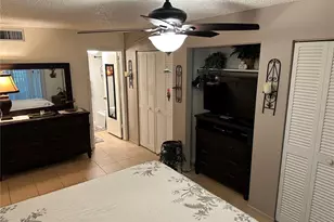 655 Woodlawn Dr, Bradenton, FL 34210 - Photo 10