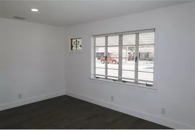 1406 28th Street W, Bradenton, FL 34205 - Photo 4