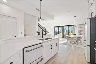 6424 Margarita Shores Ln, Apollo Beach, FL 33572 - Photo 14