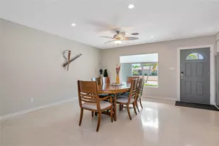 2639 Bougainvillea St, Sarasota, FL 34239 - Photo 18