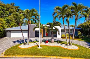 2639 Bougainvillea St, Sarasota, FL 34239 - Photo 1